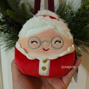 Squishmallows Nicolette the Mrs. Claus
